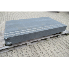 BOTECH  Granieten werkblad 220cm x 130cm x 25cm.  Gebruikt.